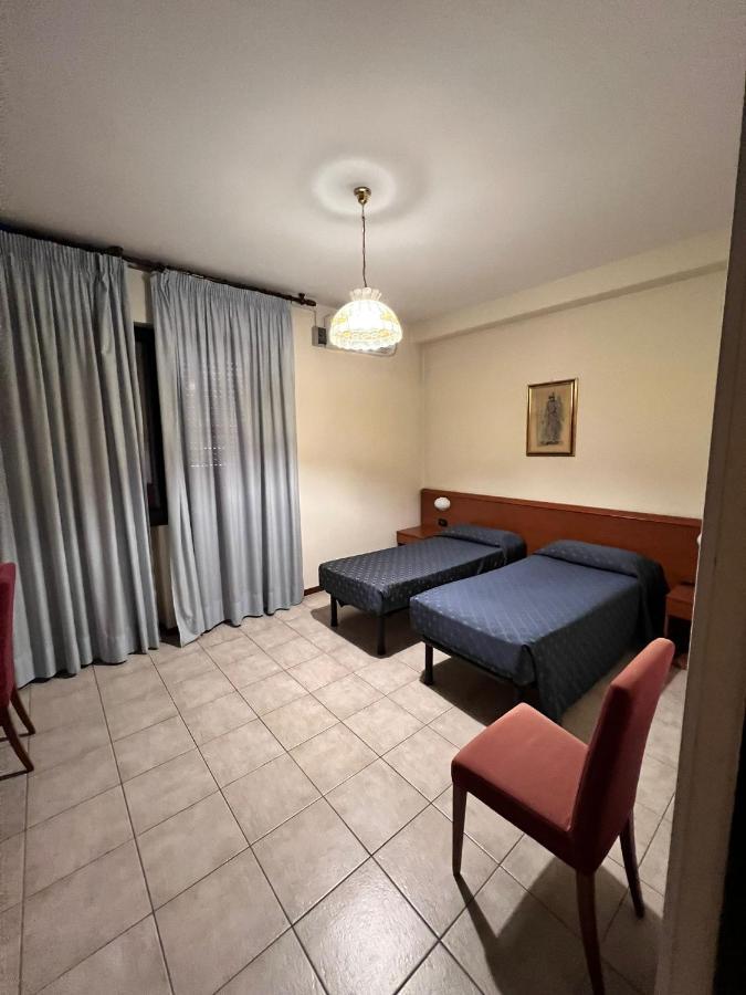 Hotel Colonna Albignasego Extérieur photo